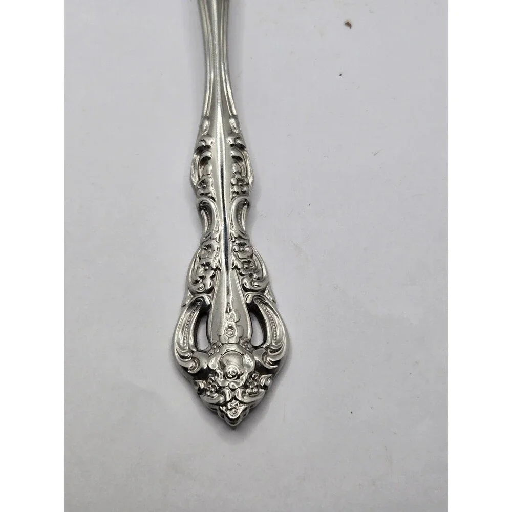 Oneida Michelangelo Shell Casserole Serving Spoon Stainless Flatware